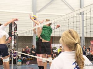 UA131109volleybal103..JPG